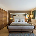 Sisli By Ihg Hotell 5*