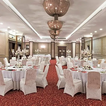Hotel Sisli By Ihg 5*